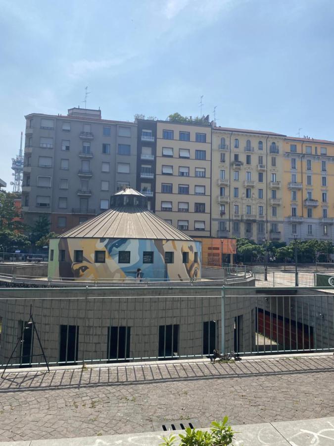 Gramsci 2 - Cozy Apartment Near Sempione Park! ميلان المظهر الخارجي الصورة